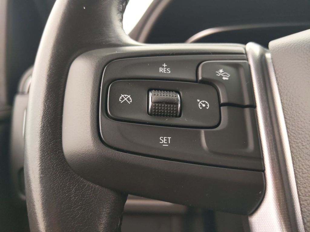2022 GMC Yukon SLE 29