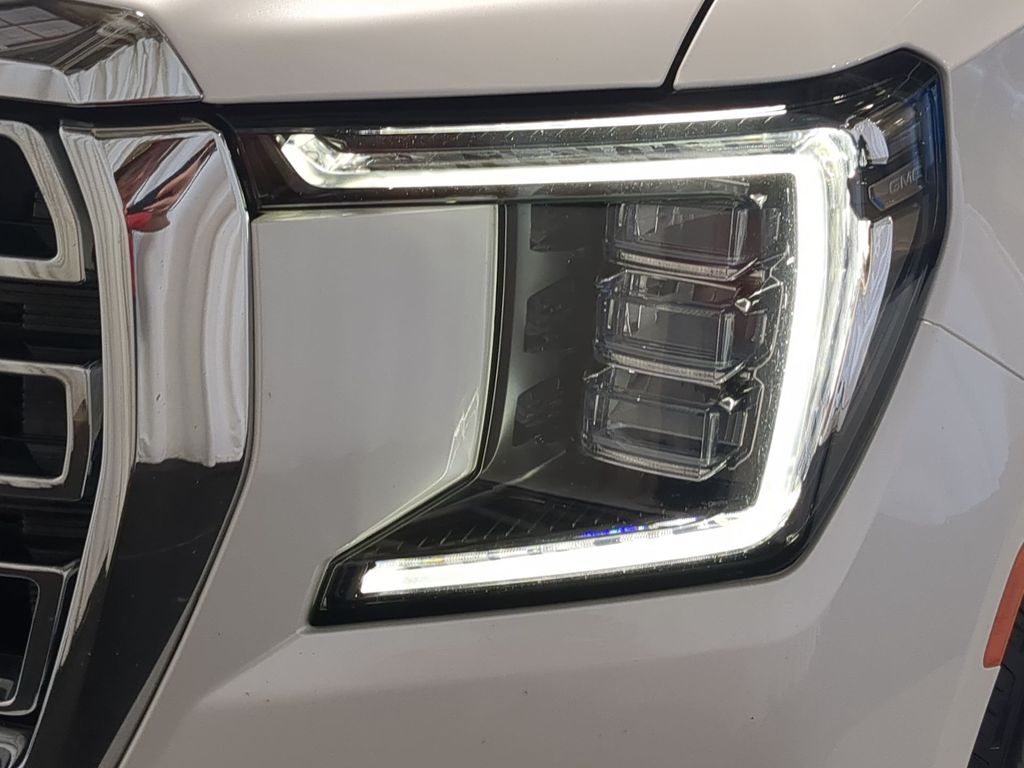 Thumbnail: 2023 GMC Yukon - 23