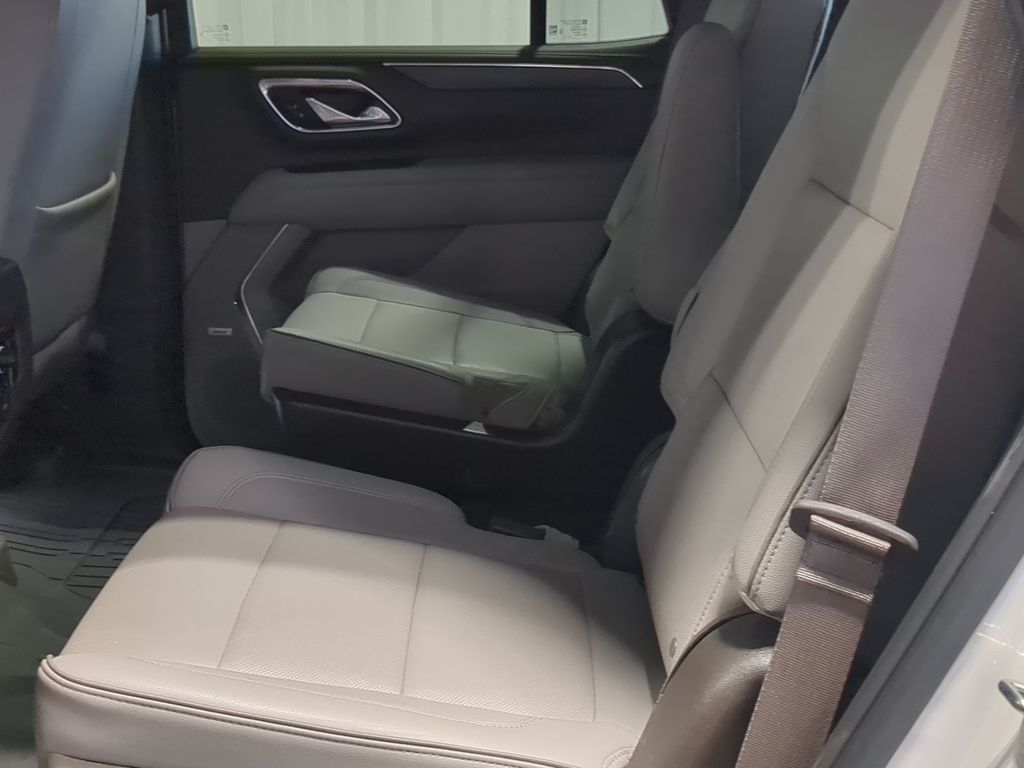 Thumbnail: 2023 GMC Yukon - 12