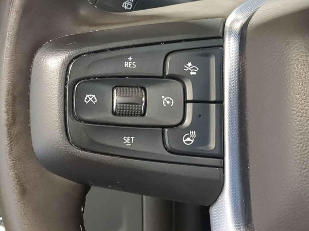Thumbnail: 2023 GMC Yukon - 28