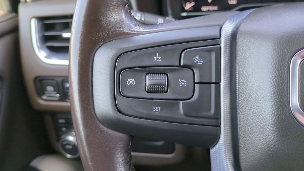 Thumbnail: 2022 GMC Yukon - 26