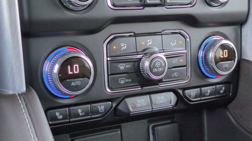 Thumbnail: 2022 GMC Yukon - 30