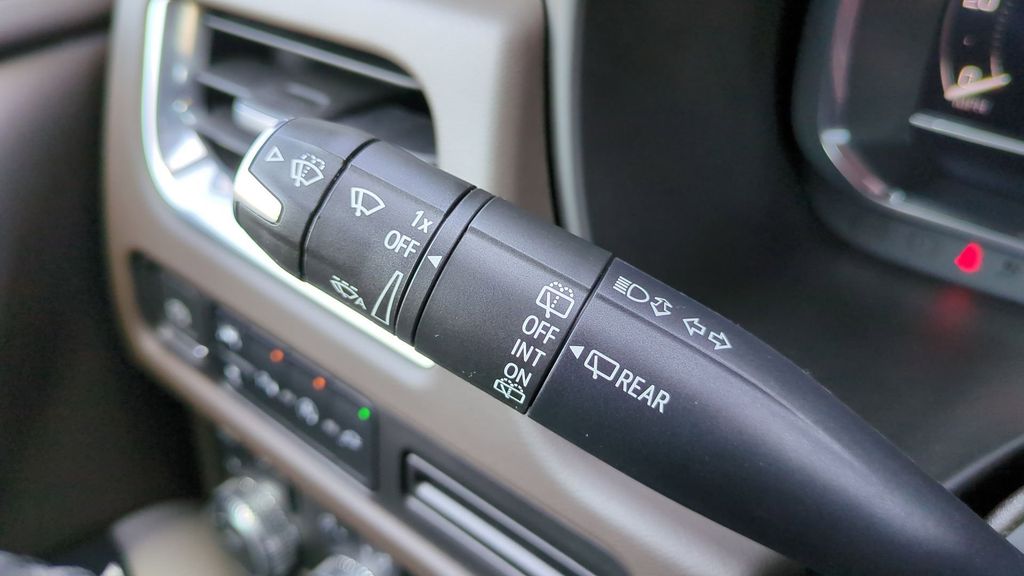 Thumbnail: 2022 GMC Yukon - 15