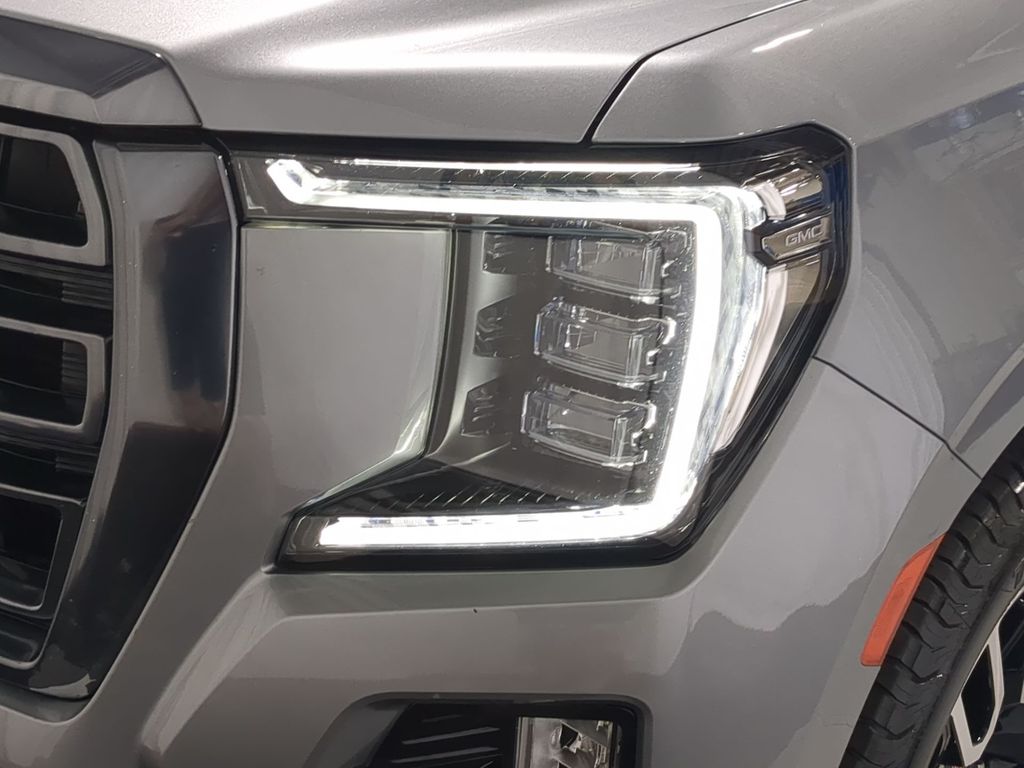 Thumbnail: 2023 GMC Yukon - 24