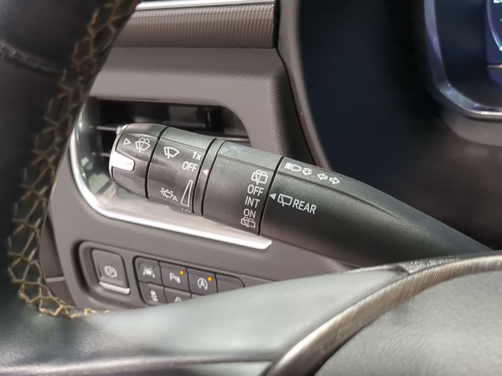 Thumbnail: 2023 GMC Yukon - 31