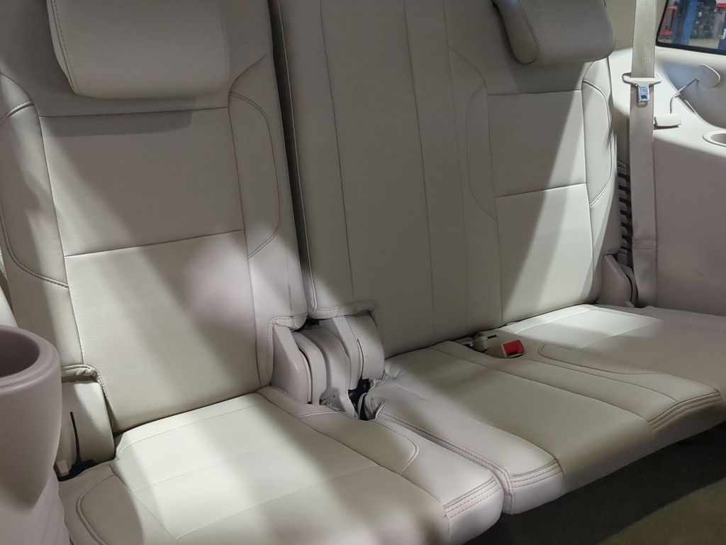 Thumbnail: 2015 GMC Yukon - 36