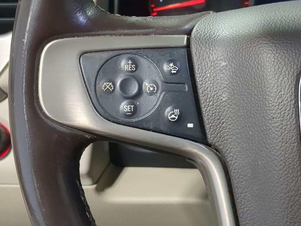 Thumbnail: 2015 GMC Yukon - 37