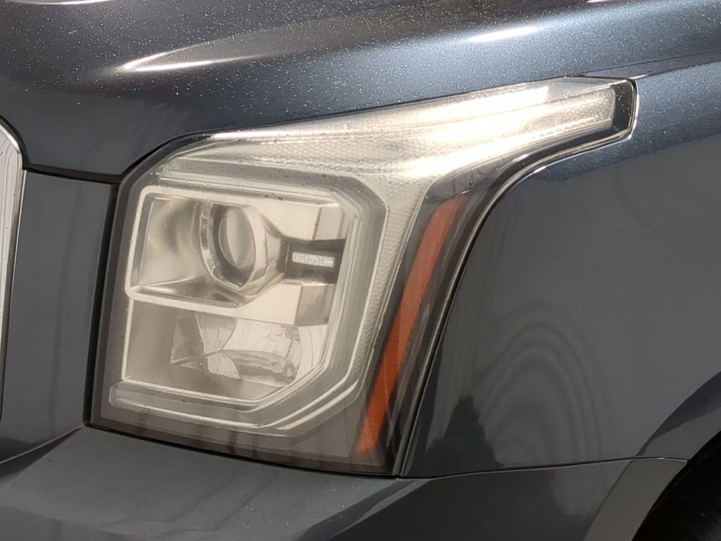 Thumbnail: 2019 GMC Yukon - 23