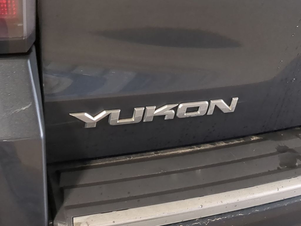 Thumbnail: 2019 GMC Yukon - 24