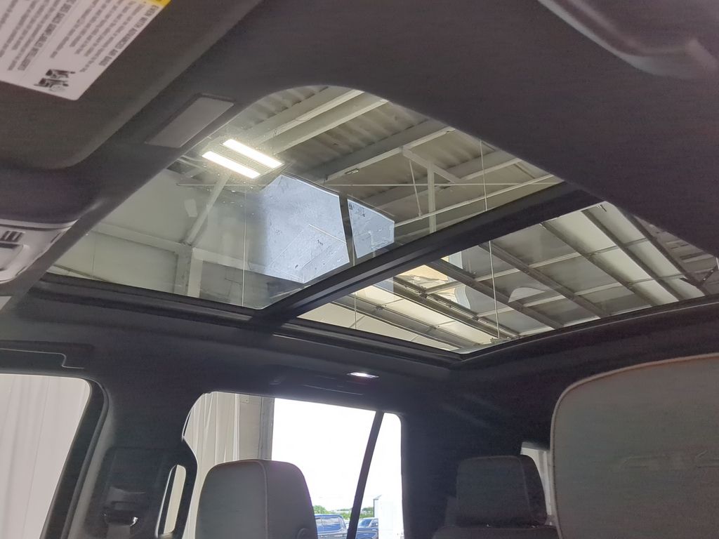 Thumbnail: 2025 GMC Yukon - 27