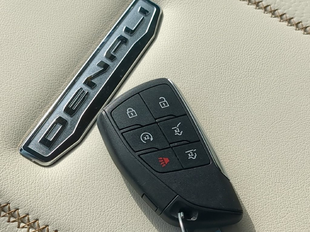 Thumbnail: 2026 GMC Yukon - 16