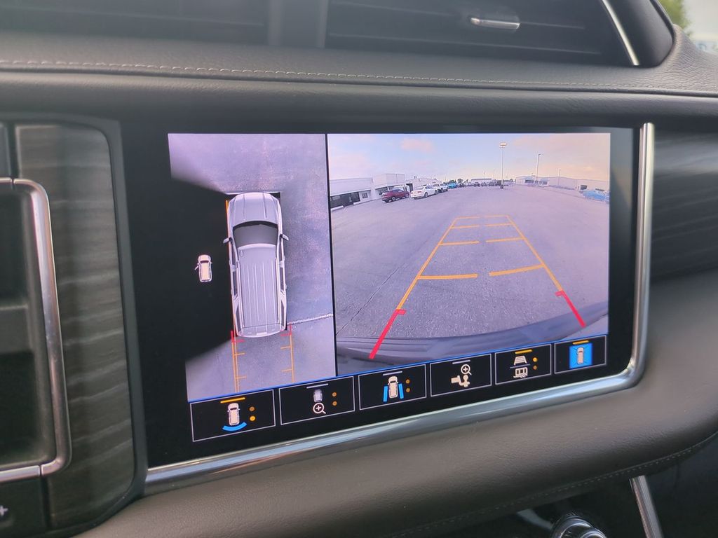 Thumbnail: 2021 GMC Yukon - 30