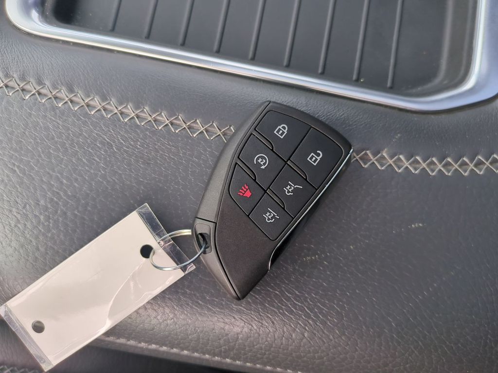 Thumbnail: 2021 GMC Yukon - 33