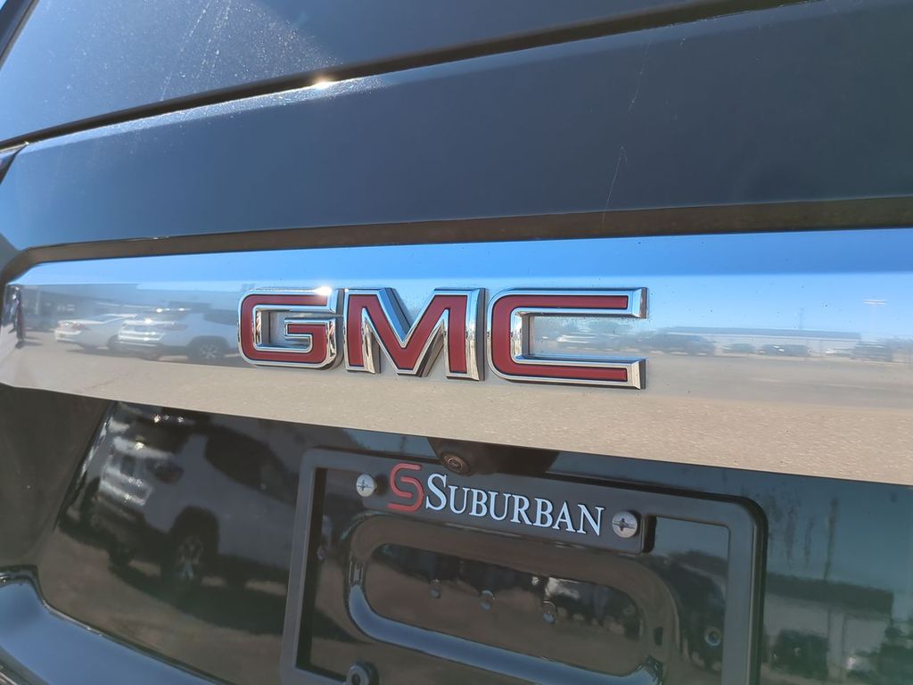 2022 GMC Yukon Denali 7