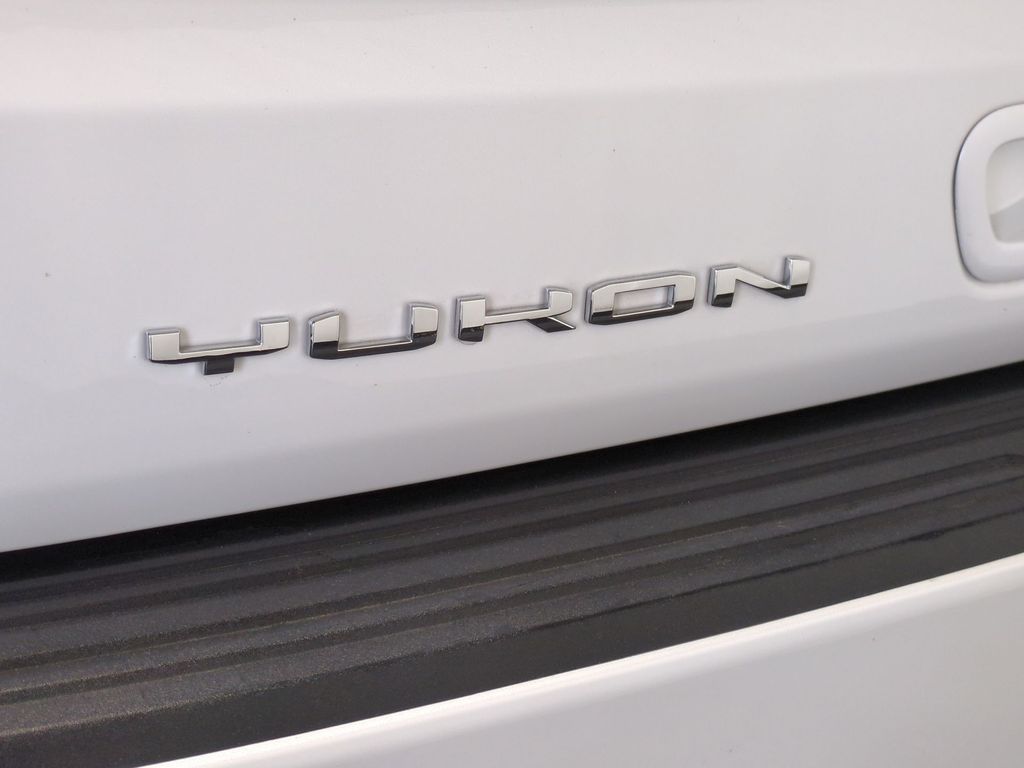 Thumbnail: 2024 GMC Yukon - 22
