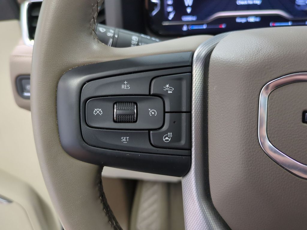 Thumbnail: 2024 GMC Yukon - 26
