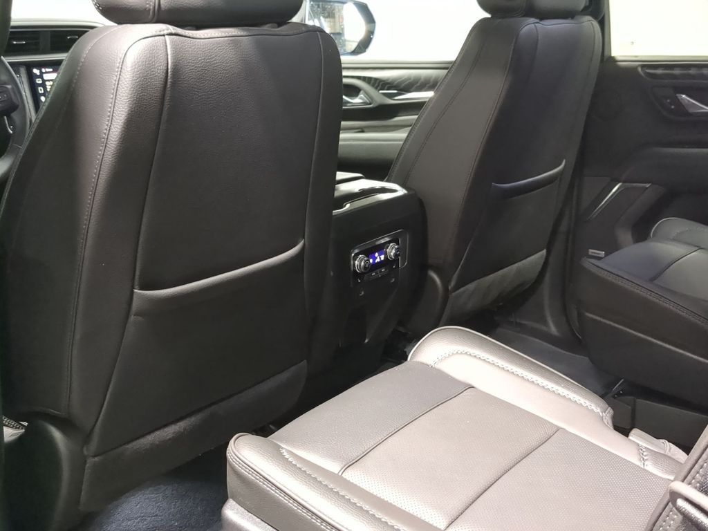 Thumbnail: 2024 GMC Yukon - 12