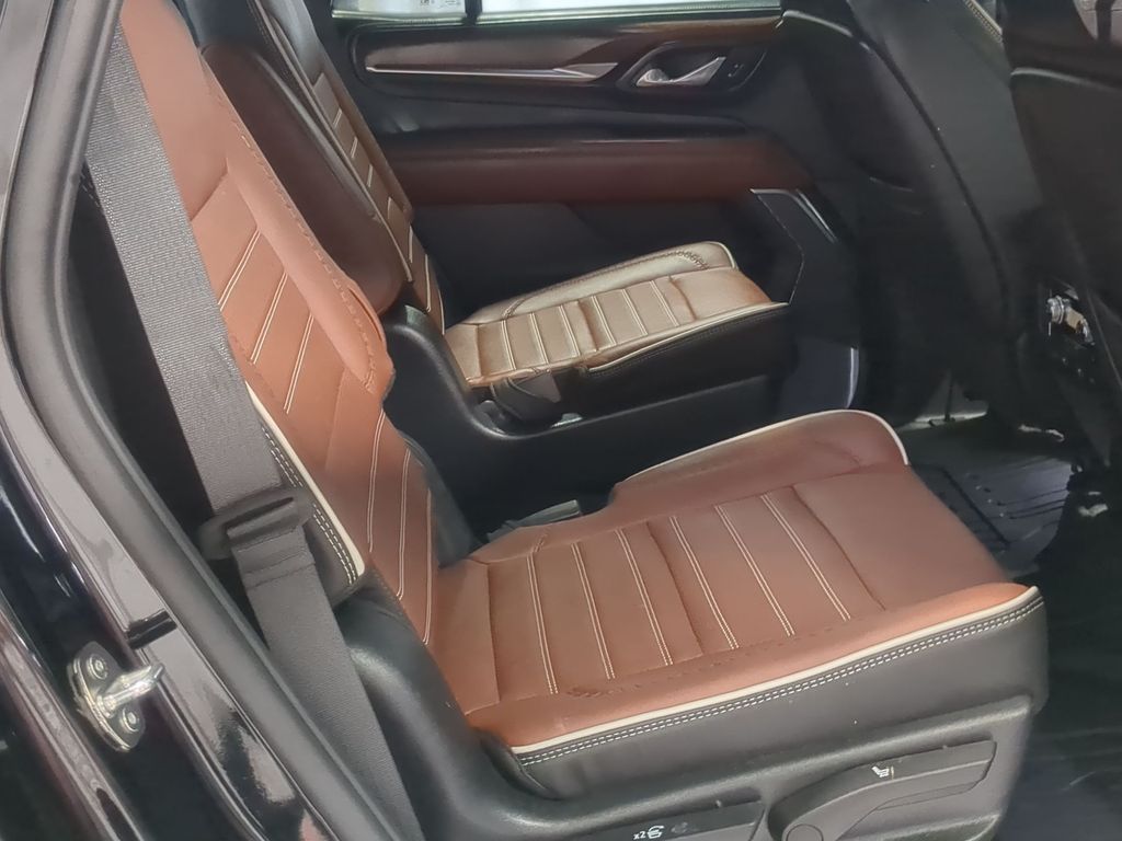 Thumbnail: 2023 GMC Yukon - 10