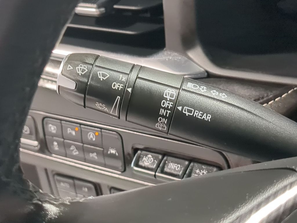 Thumbnail: 2023 GMC Yukon - 13