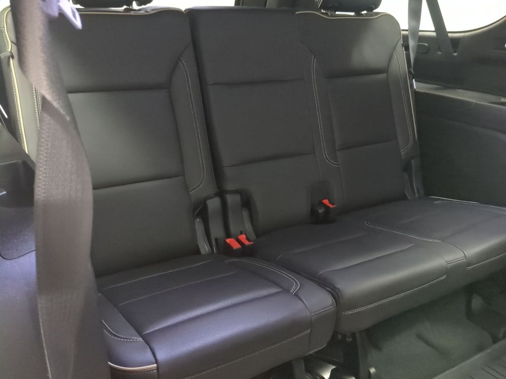 Thumbnail: 2021 GMC Yukon XL - 39