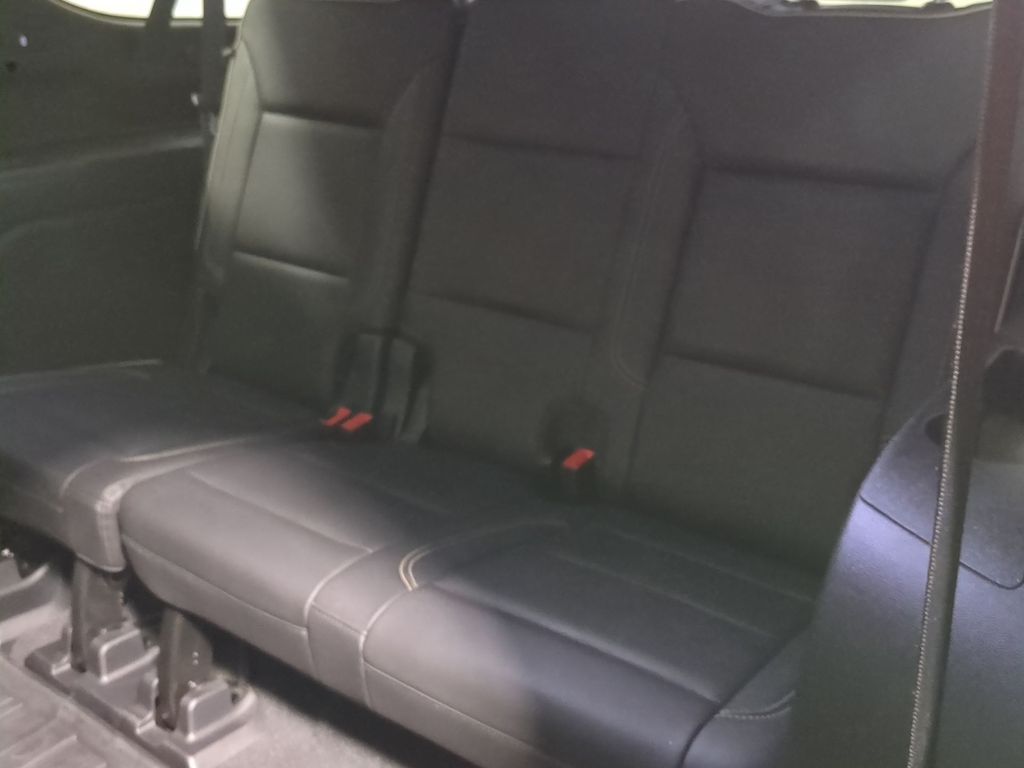 Thumbnail: 2021 GMC Yukon XL - 38