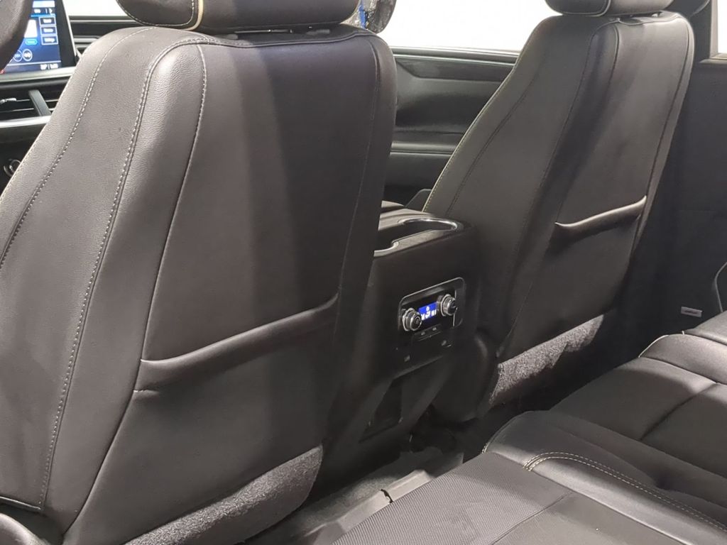 Thumbnail: 2021 GMC Yukon XL - 13