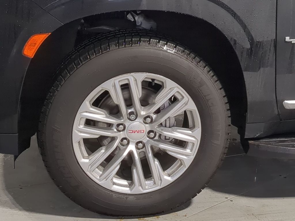 Thumbnail: 2021 GMC Yukon XL - 8