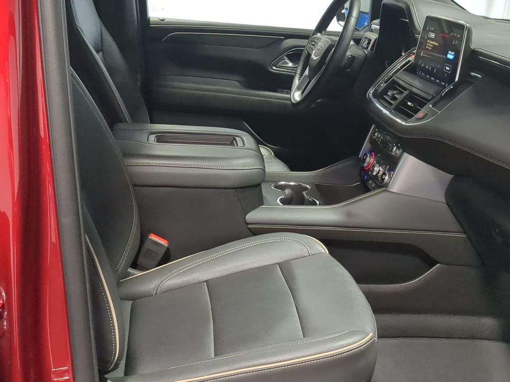 Thumbnail: 2023 GMC Yukon XL - 27