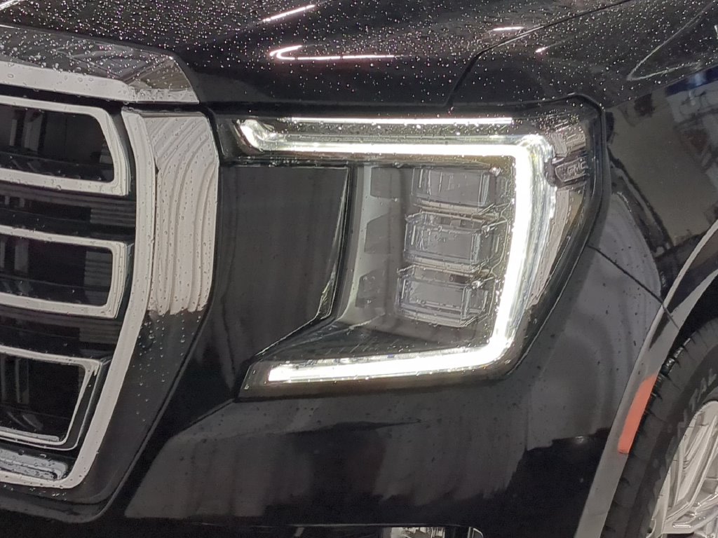 Thumbnail: 2024 GMC Yukon XL - 23