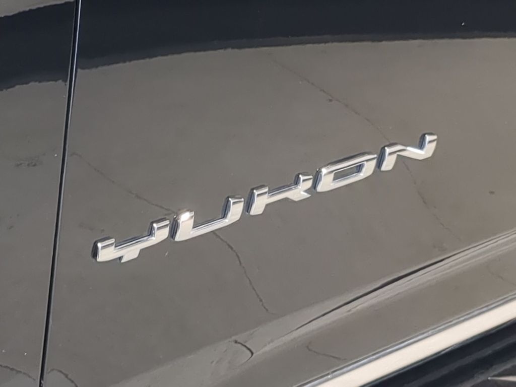 Thumbnail: 2023 GMC Yukon XL - 24