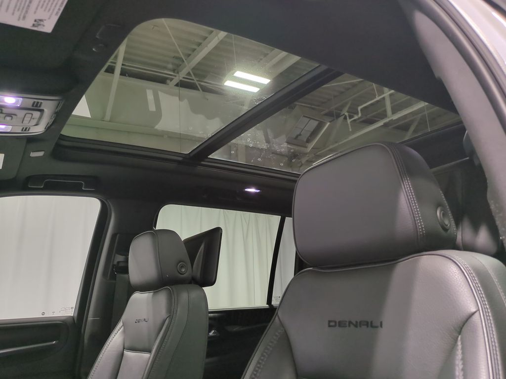 Thumbnail: 2021 GMC Yukon XL - 27