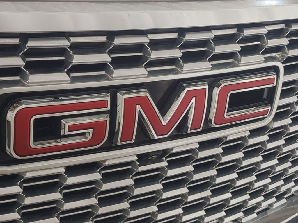 Thumbnail: 2023 GMC Yukon XL - 24
