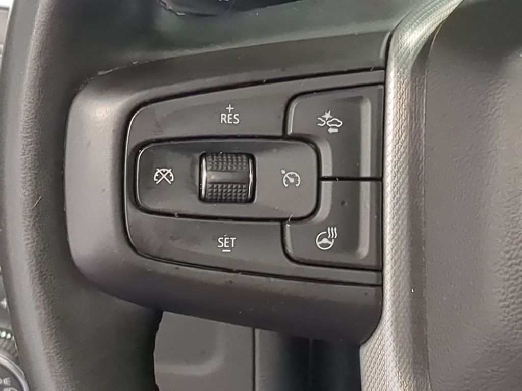 Thumbnail: 2023 GMC Yukon XL - 29