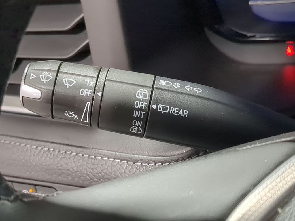 Thumbnail: 2023 GMC Yukon XL - 15