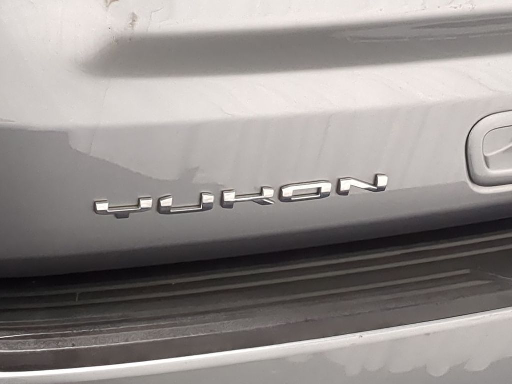 Thumbnail: 2023 GMC Yukon XL - 31