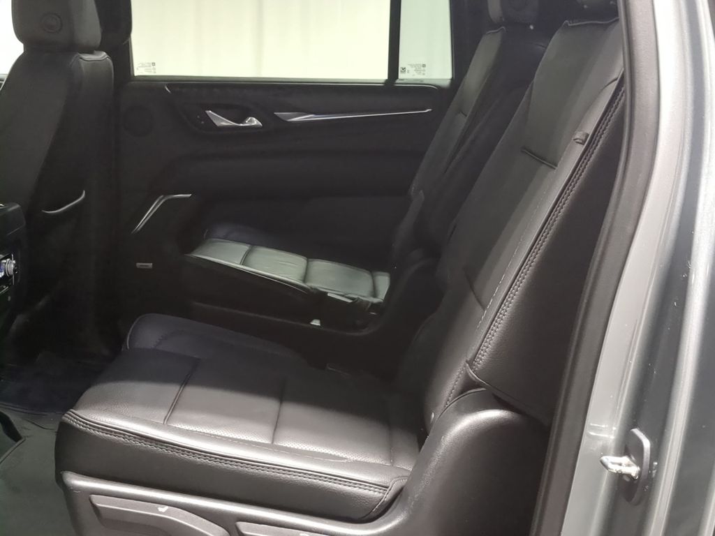 Thumbnail: 2023 GMC Yukon XL - 12
