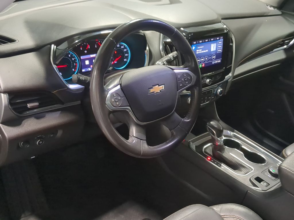 Thumbnail: 2021 Chevrolet Traverse - 2