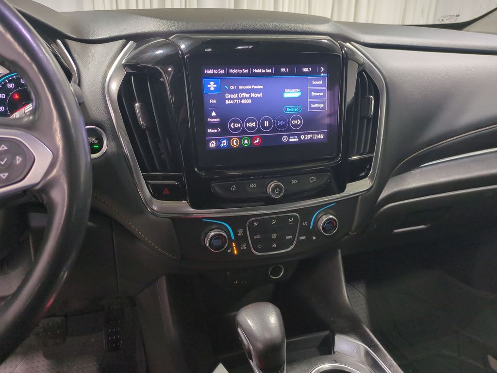 Thumbnail: 2021 Chevrolet Traverse - 14