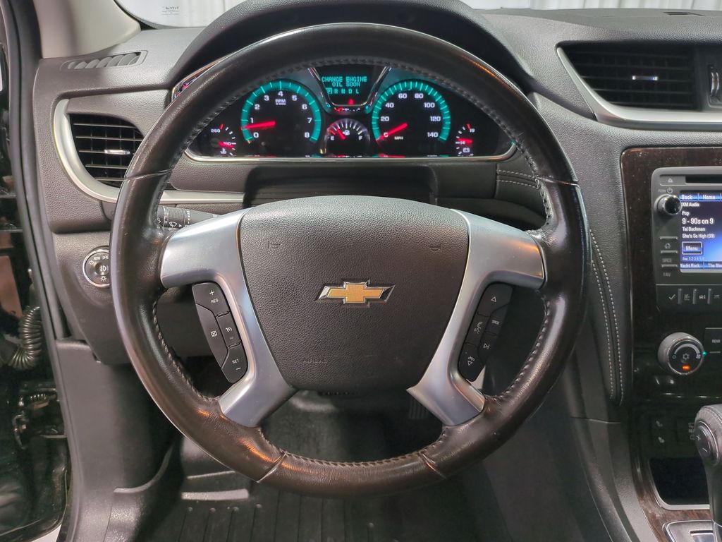 2017 Chevrolet Traverse LT 12