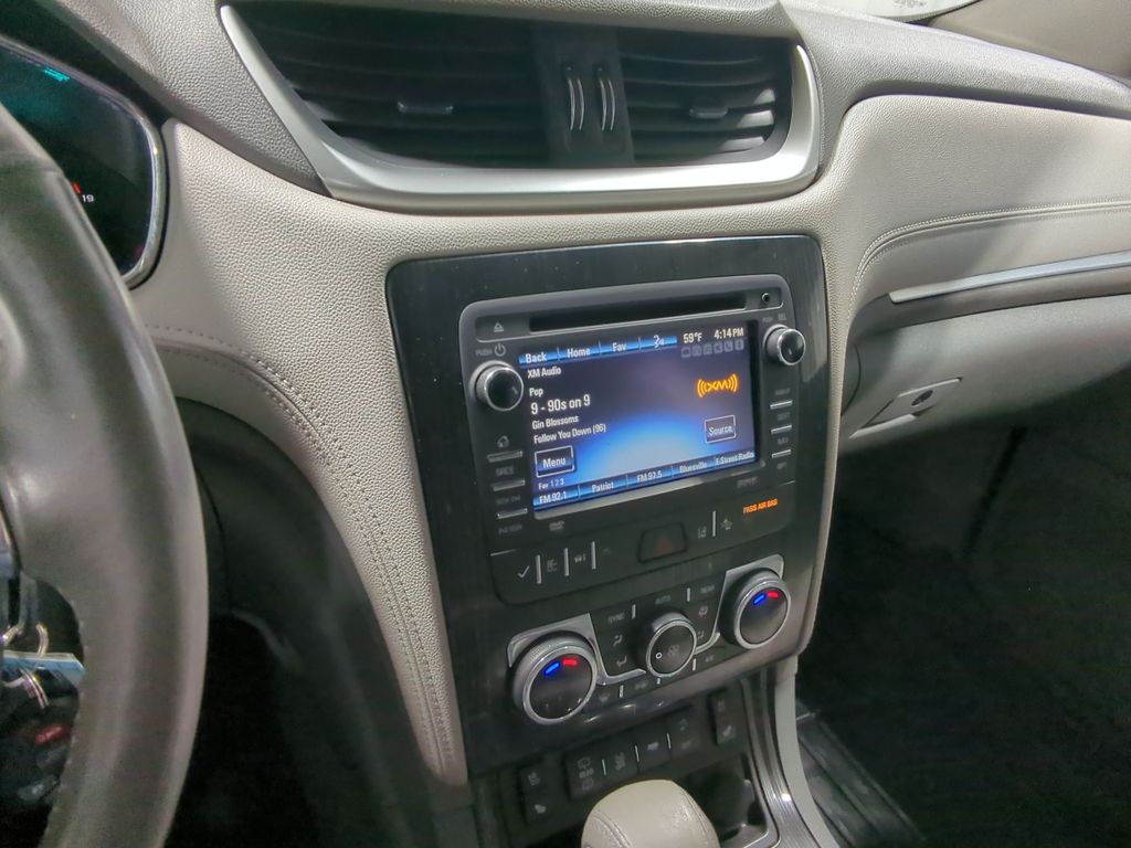 Thumbnail: 2017 Chevrolet Traverse - 13