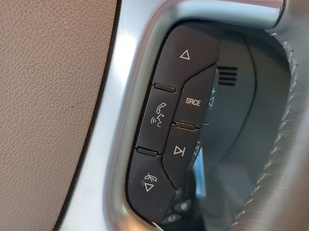 Thumbnail: 2017 Chevrolet Traverse - 30