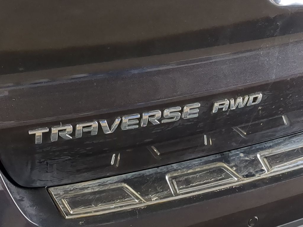 Thumbnail: 2017 Chevrolet Traverse - 6