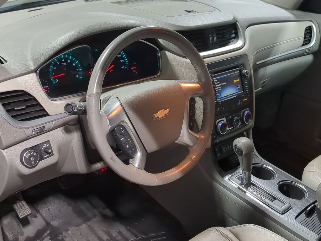 Thumbnail: 2017 Chevrolet Traverse - 2