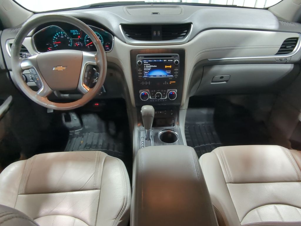 Thumbnail: 2017 Chevrolet Traverse - 8
