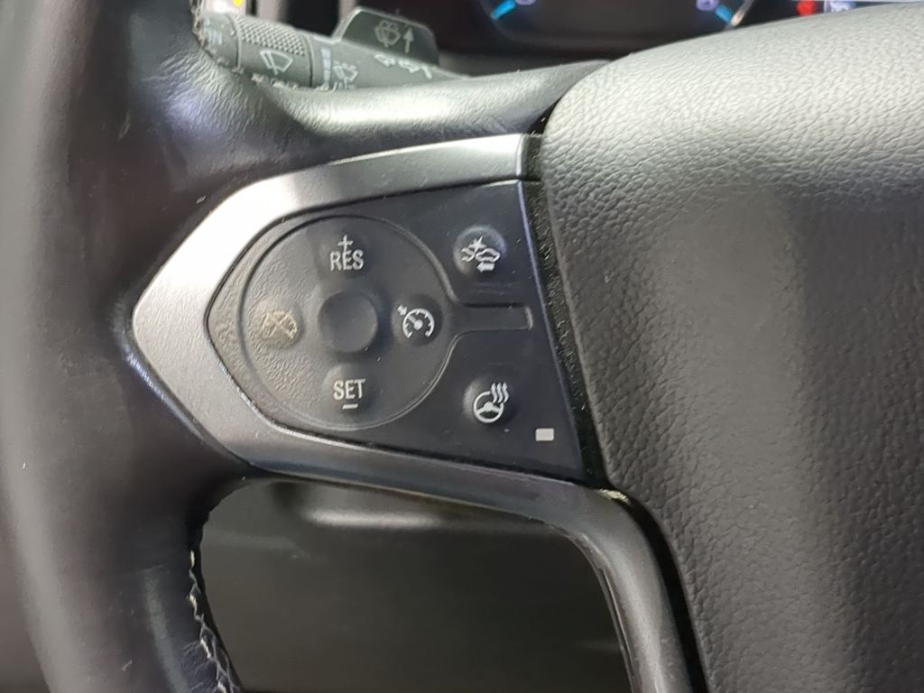 Thumbnail: 2015 Chevrolet Tahoe - 36