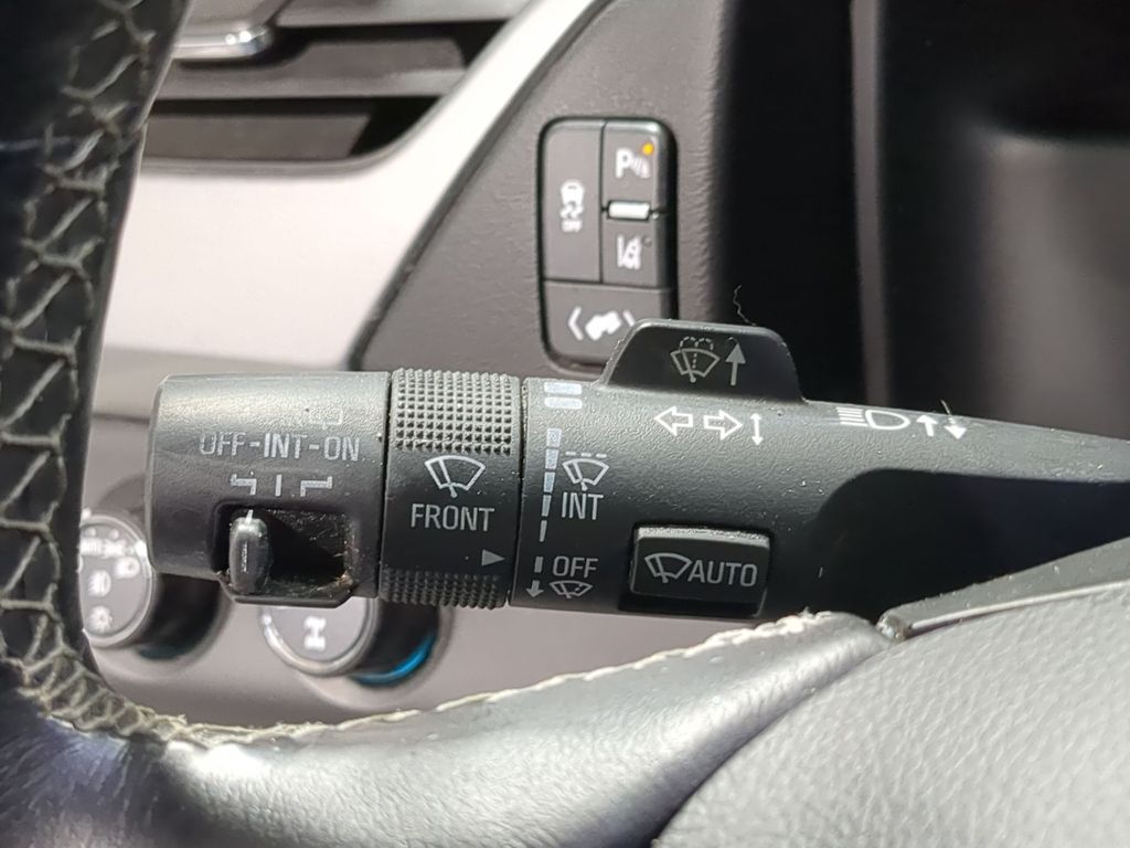 Thumbnail: 2015 Chevrolet Tahoe - 15