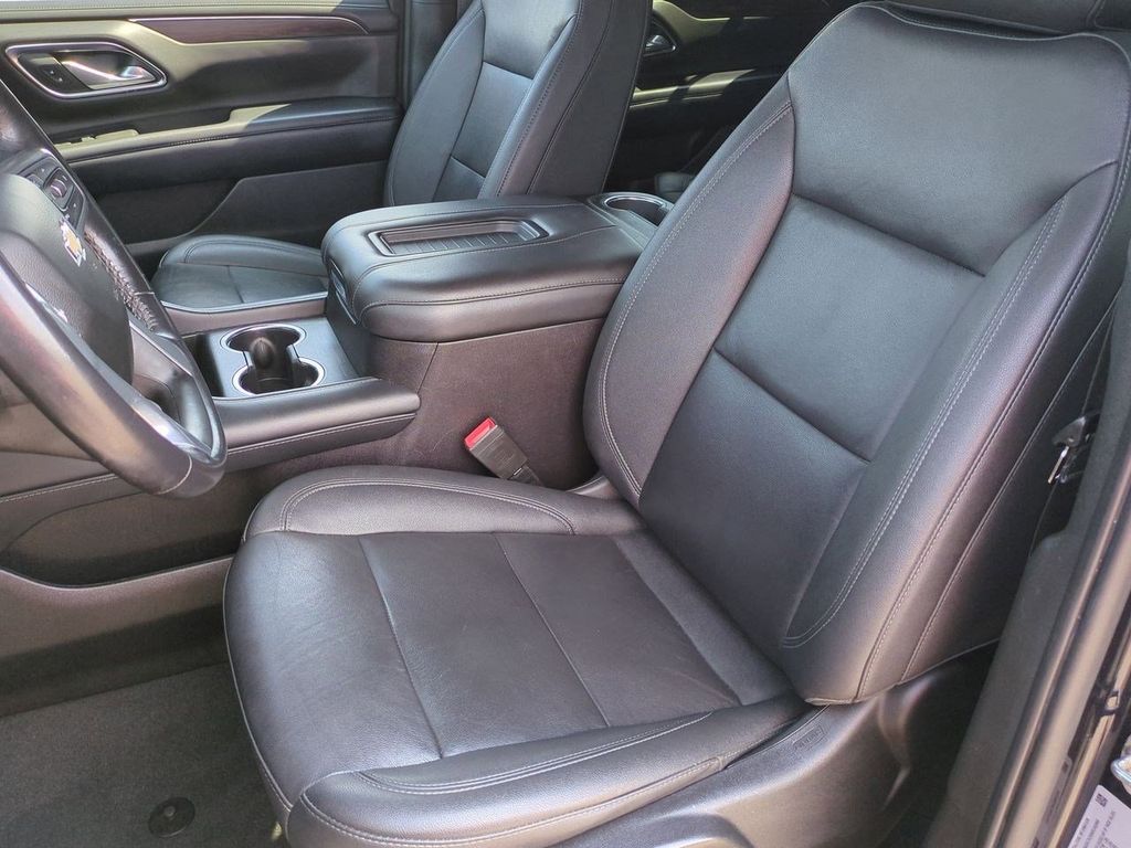 Thumbnail: 2022 Chevrolet Suburban - 10