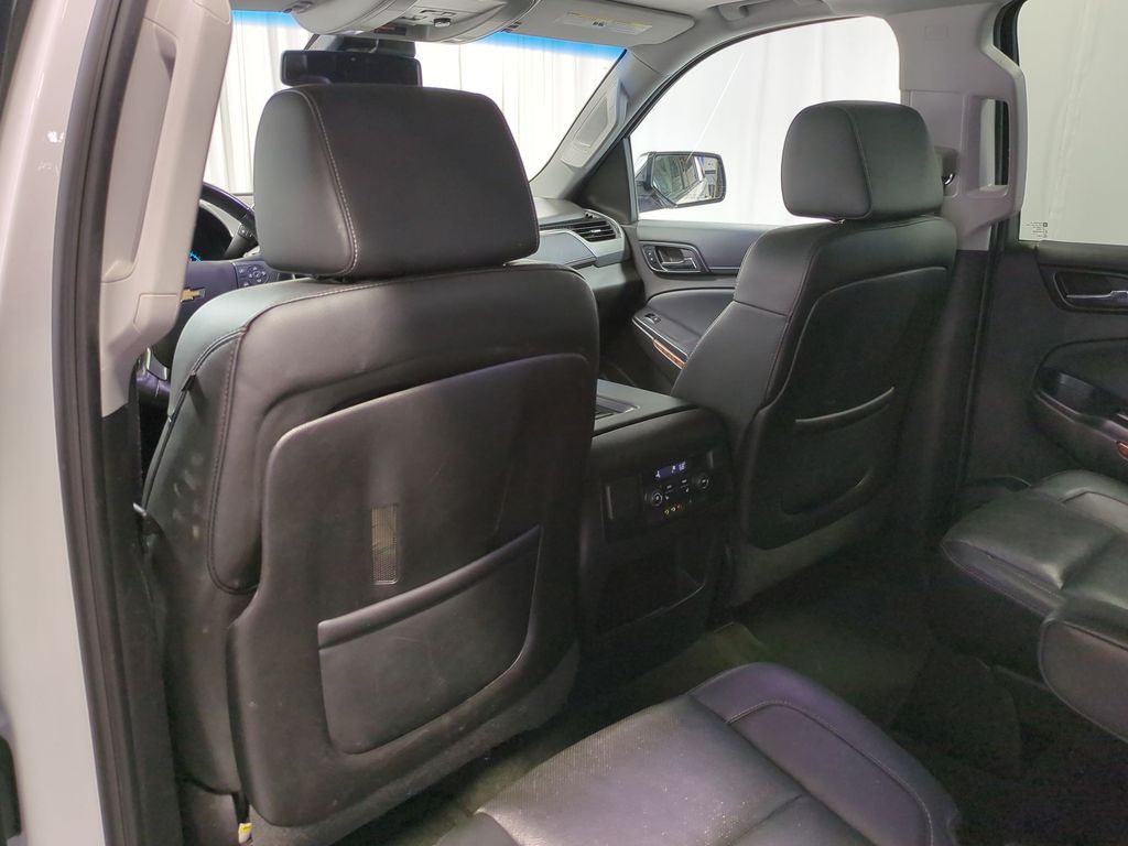 2016 Chevrolet Suburban 1500 LTZ 12