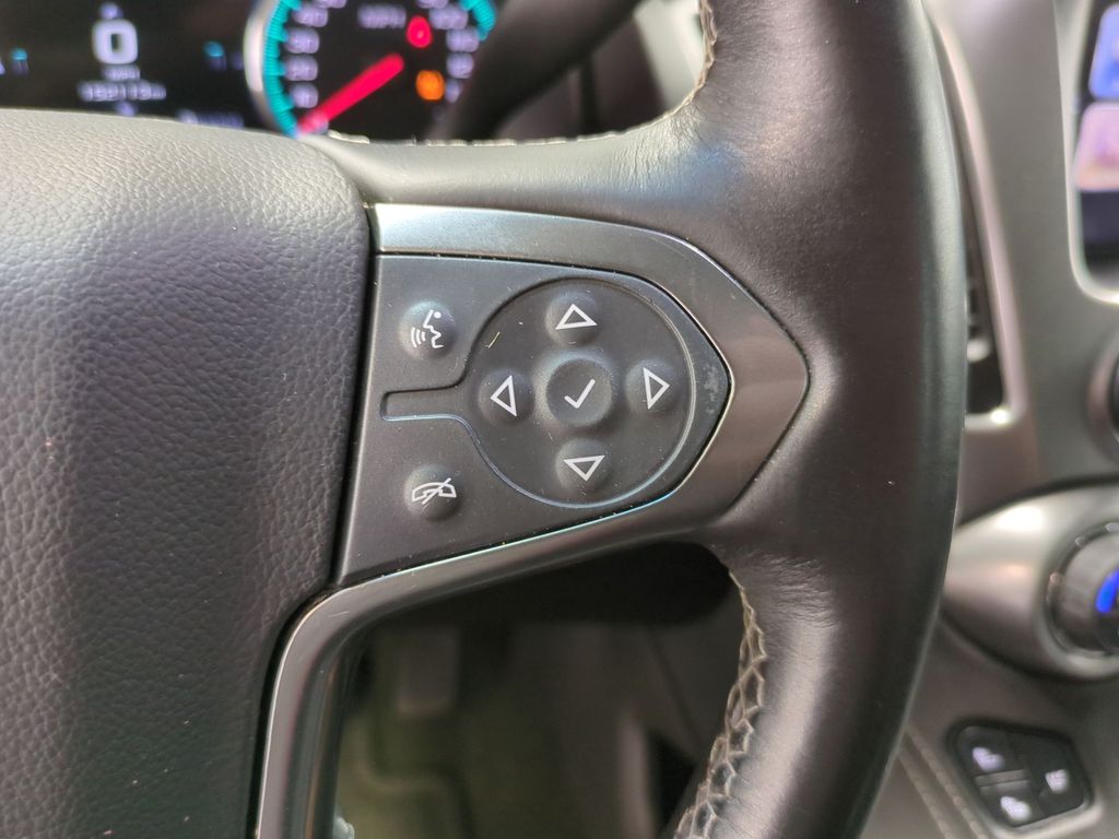 2016 Chevrolet Suburban 1500 LTZ 28