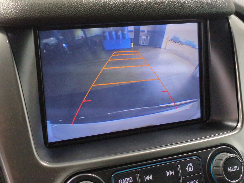 2016 Chevrolet Suburban 1500 LTZ 30
